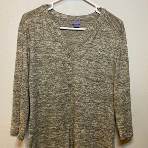 Laura Scott Gray Mid Length shirt